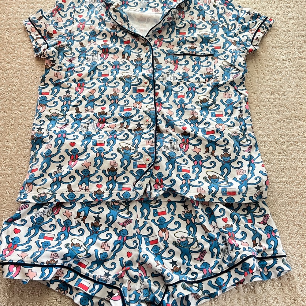 Roller Rabbit *special edition* Texas PJ’s size Small. Excellent condition!